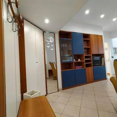 Luminoso Vista Mare, Comodo ואראצה