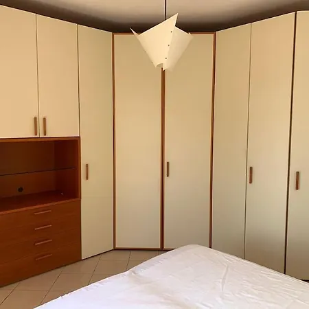 Luminoso Vista Mare, Comodo Appartement Varazze