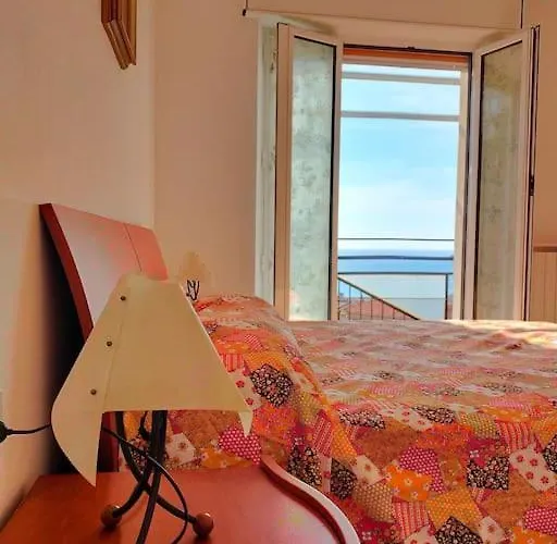Luminoso Vista Mare, Comodo *
