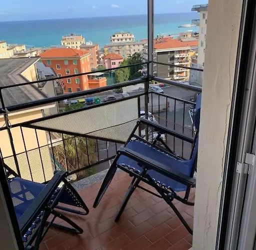 Luminoso Vista Mare, Comodo * Varazze