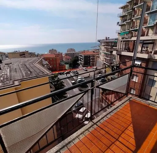 Apartment Luminoso Vista Mare, Comodo Varraze